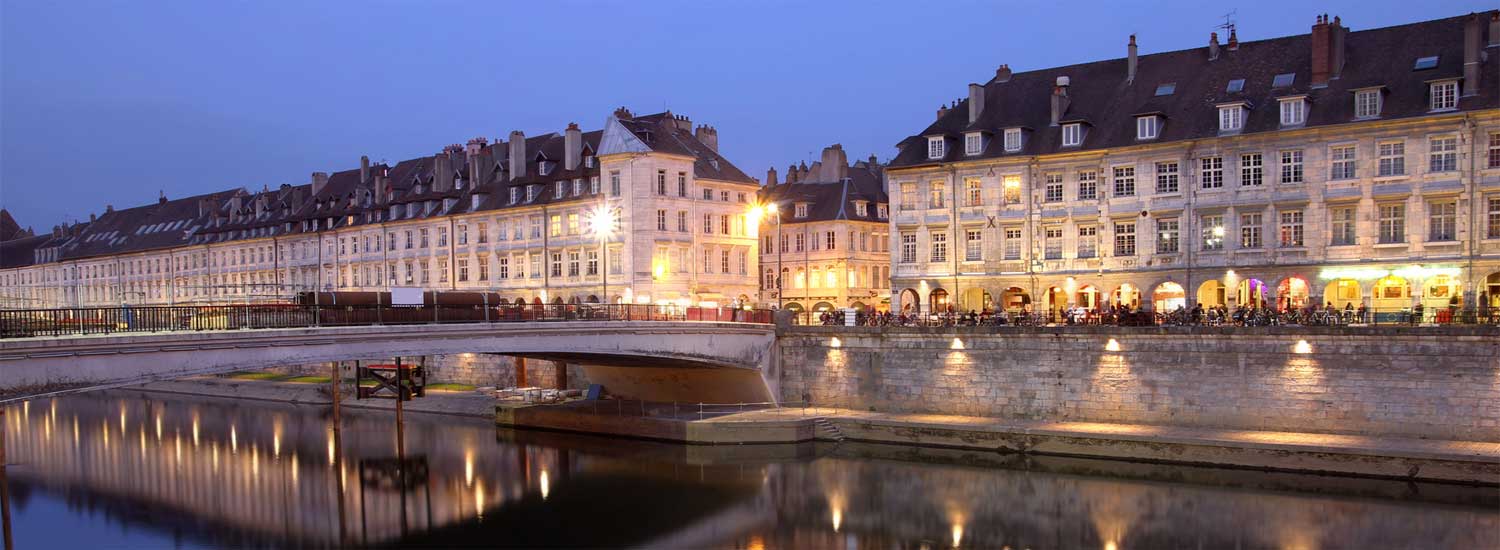 Le quai Vauban - Centre ville de Besançon