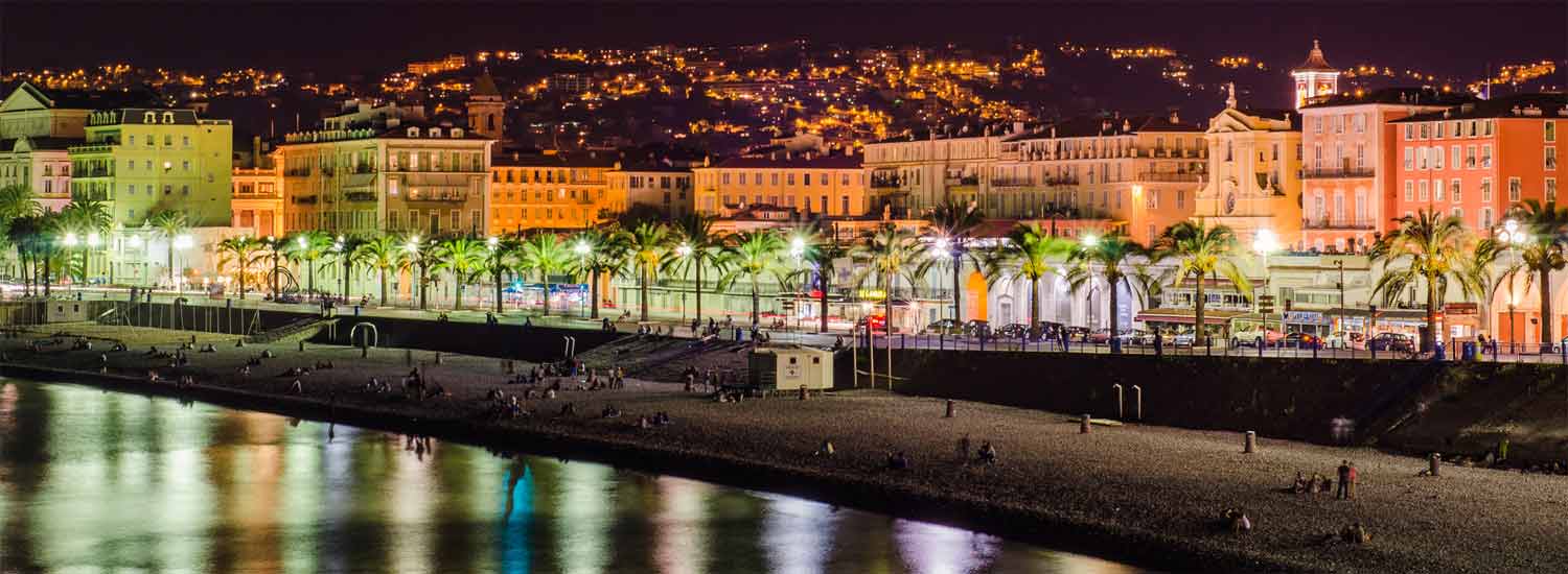 La Promenade des Anglais de nuit